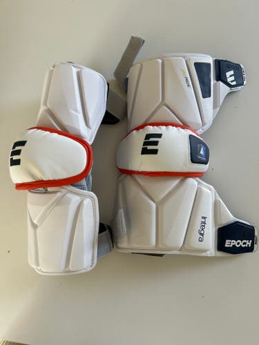 ARCHERS- Medium Adult Epoch Integra Arm Pads (New)