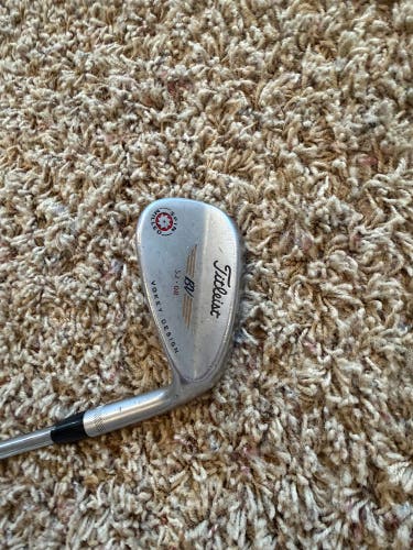 Men's 2009 Titleist Titleist 2009 Vokey Spin Milled Chrome Right Handed Wedge Wedge Flex 52 Degree S
