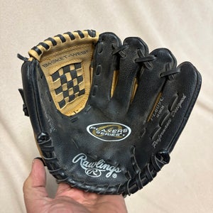 RH Rawlings Player series Baseball Glove 10" (Used)