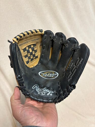 RH Rawlings Player series Baseball Glove 10" (Used)