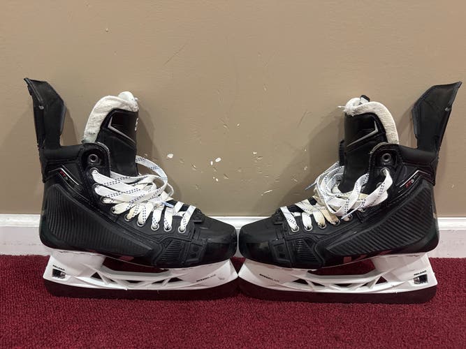 CCM JetSpeed FT6 Pro Hockey Skates Regular Width Pro Stock 7.5  Item#ND56