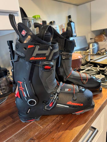 Nordica HF 130 27-27.5 (Used)