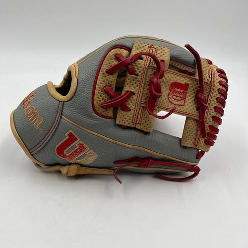 Wilson A2000 1786 11.5 Infield Baseball Glove