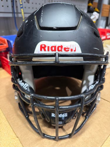 USED RIDDELL FLEX ADULT HELMET - XL - FLAT BLACK