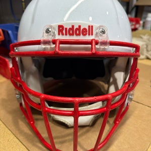 USED RIDDELL SPEED ICON ADULT HELMET - XL - METALLIC WHITE