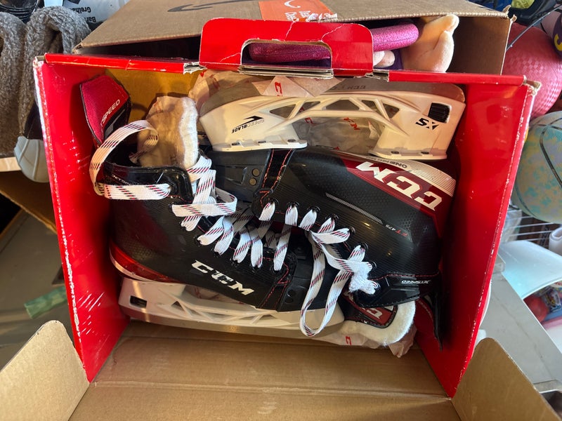 2021 CCM JetSpeed FT475 Hockey Skates Regular Width Size 2 (Used)