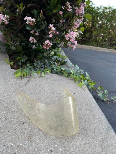 BAUER GOALIE THROAT PROTECTOR - SENIOR