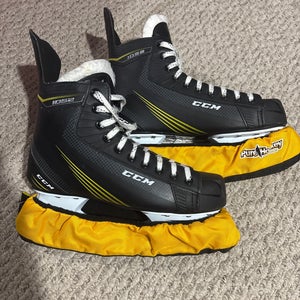 Used CCM Tacks 1052 Size 9 Senior Hockey Skates