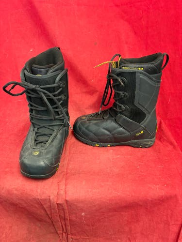 Snowboard Boots: Size M 9.5 (W 10.5) Ride Snowboard Boots (Used)