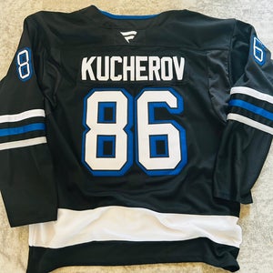 TAMPA BAY LIGHTNING #86 KUCHEROV Alternate Jersey 54/XL (Used)