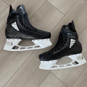 True Pro Custom Hockey Skates Regular Width Pro Stock 10 (New)