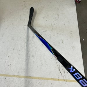 Senior Bauer Vapor Flylite Right Handed Hockey Stick P28 70 Flex Pro Stock (Used)