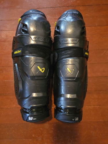 Intermediate Bauer Supreme Mach 13" Shin Pads (Used)