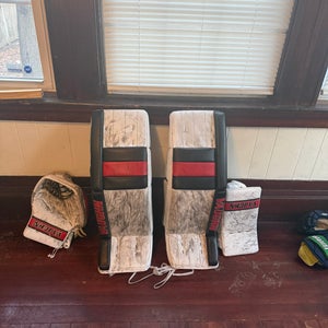 33" 2022 Vaughn V10 Pro Carbon Regular Goalie Full Set (Used)