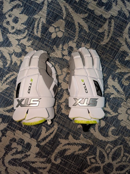 XL STX Cell VI Lacrosse Gloves (Used)