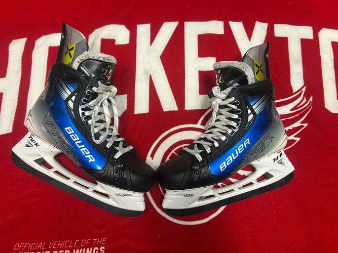 NHL Pro Stock Blue Bauer Vapor Hyperlite 2 Ice Hockey Skates 9 Fit 2 Made Canada