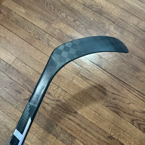 Senior True Hzrdus 9x4 Left 75 Flex Hockey Stick T92 (used)