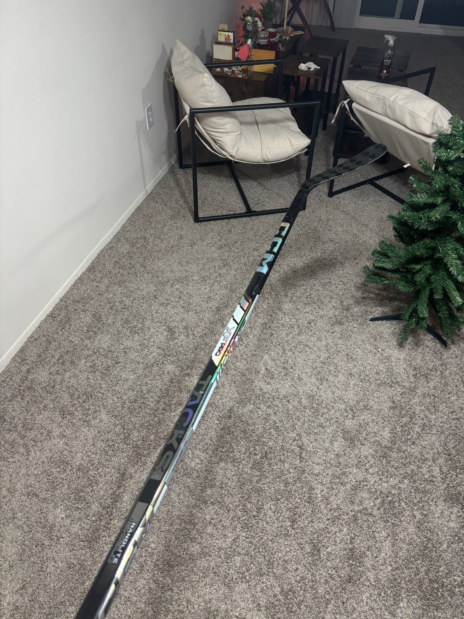 Senior CCM XF Ghost Right Handed Hockey Stick P29 75 Flex (New