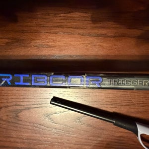 Junior CCM Ribcor Trigger 10 Pro Left Hand Hockey Stick P28+1/4 50 Flex (Used)