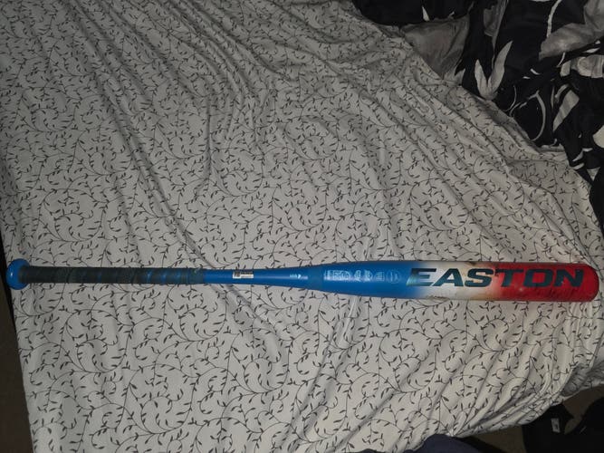 2025 Easton Bat (-11) 22 oz 33" (Used)
