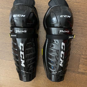 Intermediate CCM Tacks 9550 13" Shin Pads (Used) (worn about 10 times)