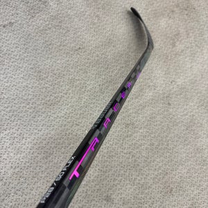 Junior Purple Bauer Nexus Tracer Right Handed Hockey Stick P28 50 Flex (New)