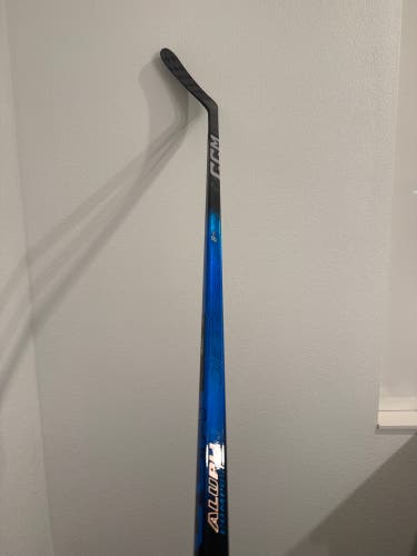 Senior CCM JetSpeed FT8 Pro Left Hand Hockey Stick P28M 85 Flex Pro Stock (New)