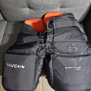 Senior Medium Vaughn Ventus LT80 Hockey Goalie Pants (Used)