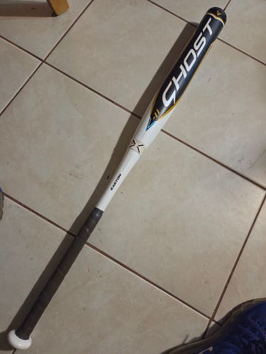 2022 Easton Ghost Double barrel Composite Bat (-11) 22 oz 33" (Used)