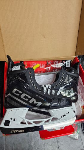 2023 CCM JetSpeed FT6 Pro Hockey Skates Regular Width Pro Stock 8.5 (New)