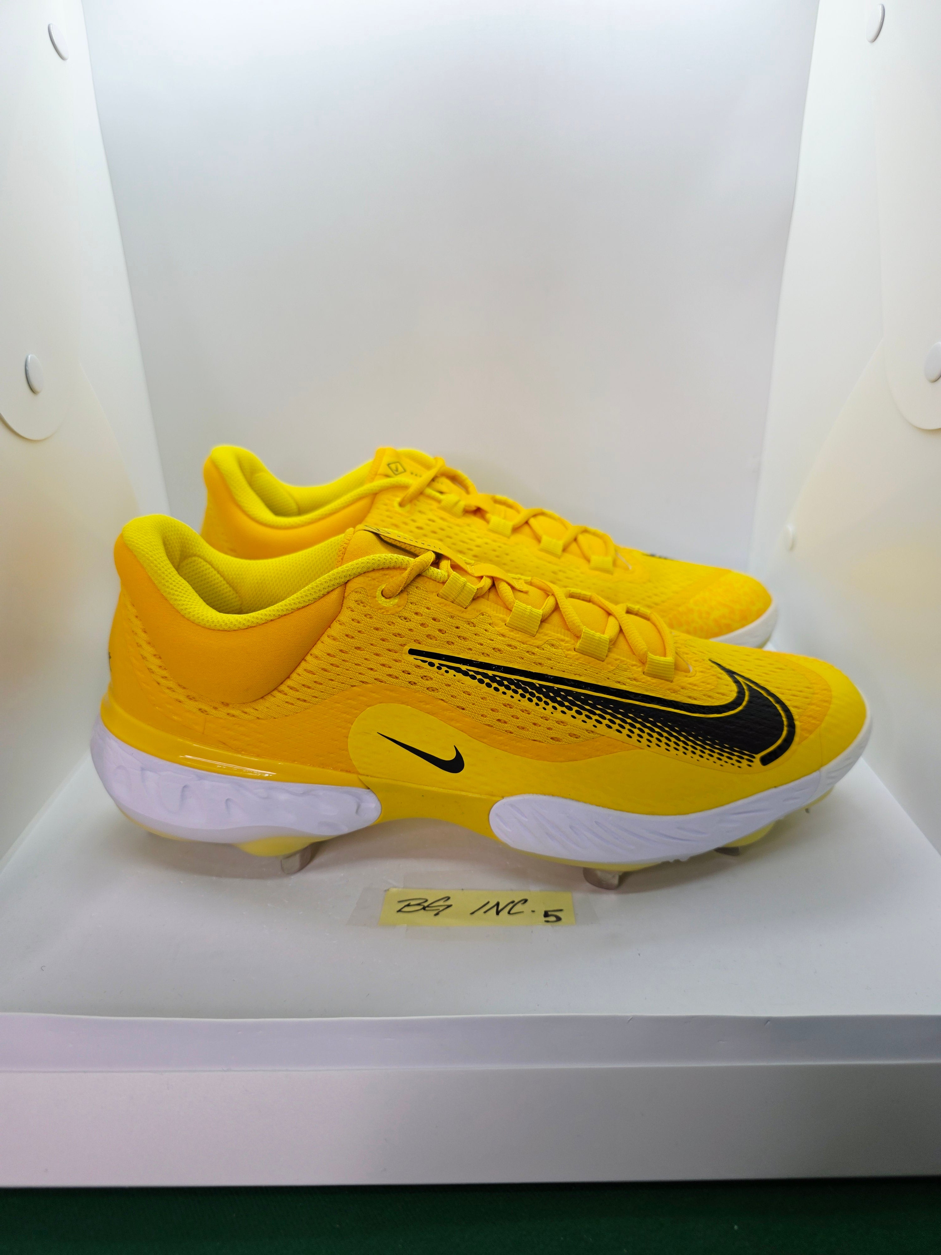 Nike Alpha Huarache Elite 4 Low TB Amarillo Yellow Baseball 