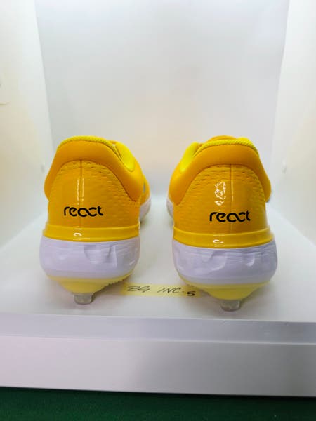 Nike Alpha Huarache Elite 4 Low TB Amarillo Yellow Baseball  display picture 3
