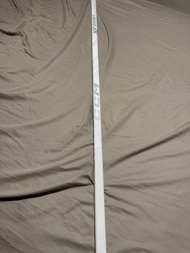 Intermediate CCM XF Ghost Right Handed Hockey Stick P28M 65 Flex (New)