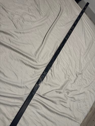 Intermediate CCM XF Ghost Right Handed Hockey Stick P28M 65 Flex (New)