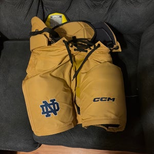 Senior Medium CCM HPTKXP Hockey Pants (Used)