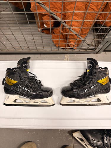 Bauer Supreme Ultrasonic Hockey Goalie Skates Extra Wide Width 8 (Used)