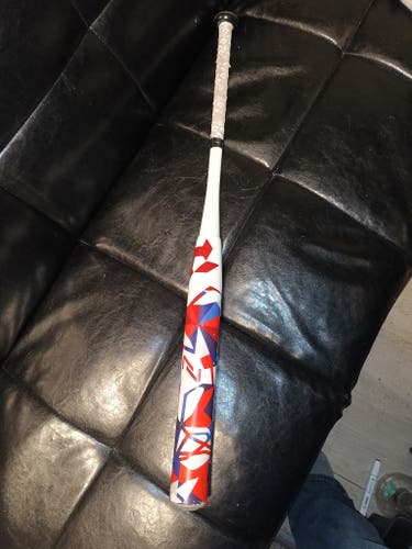 2024 DeMarini USSSA Certified Bat 25 oz 34" (Used)