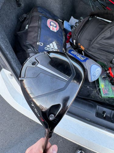 Titleist TSR3 Driver 9° Right-Handed Stiff Tensei 1K Black Graphite Shaft