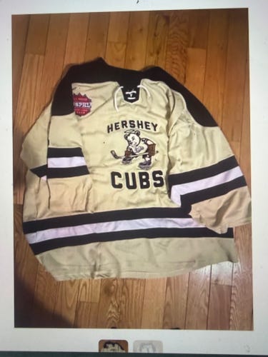 @sakanagai Dark and Cream Jersey