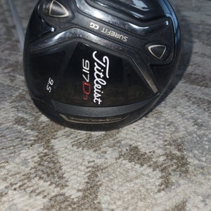 Titleist 917 D3 Right Handed Driver Stiff Flex 9.5 Loft (Used)