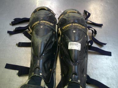 Used Under Armour VICTORY Catchers Leg Guards Navy Blue Junior 11339-S000199386