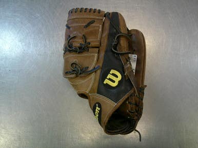 Used Wilson A2000 B2 BB/SB Glove RH Throw Brown 12" 11339-S000199334