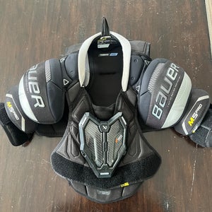 Bauer Shoulder Pads
