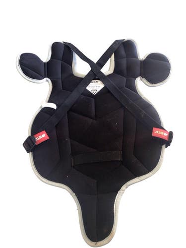 Used All Star CHEST PROTECTOR Catchers Chest Protector Black Junior 11760-S000088535