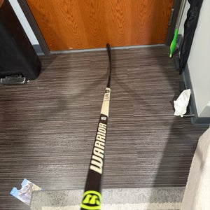 Senior Warrior Alpha LXT Right Handed Hockey Stick W03 75 Flex (New)