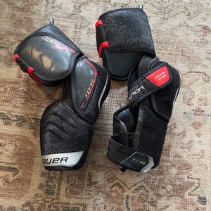 Senior Large Bauer Vapor Fly X40 Elbow Pads (New)