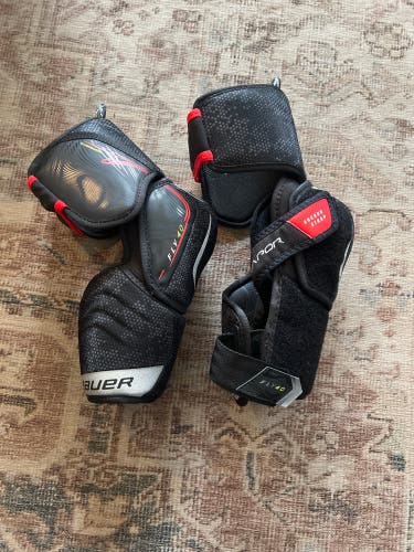 Senior Large Bauer Vapor Fly X40 Elbow Pads (New)