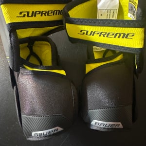 Junior Medium Bauer Supreme M3 Elbow Pads (New)