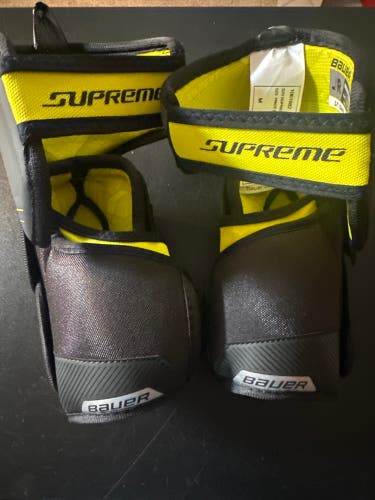 Junior Medium Bauer Supreme M3 Elbow Pads (New)