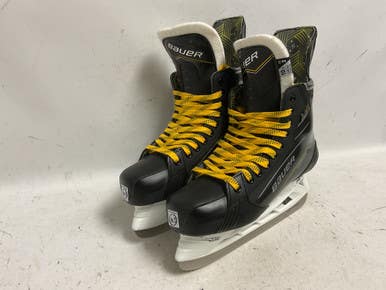 Used Bauer SUPREME M40 Senior Hockey Skate White/Black/Yellow Senior 10.5 11855-S000199441